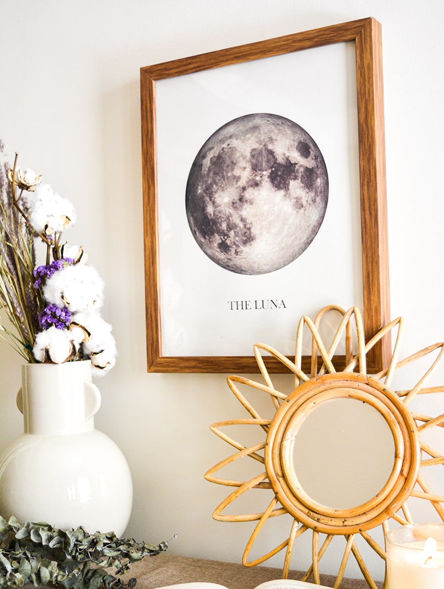 The Majestic Moon Frame
