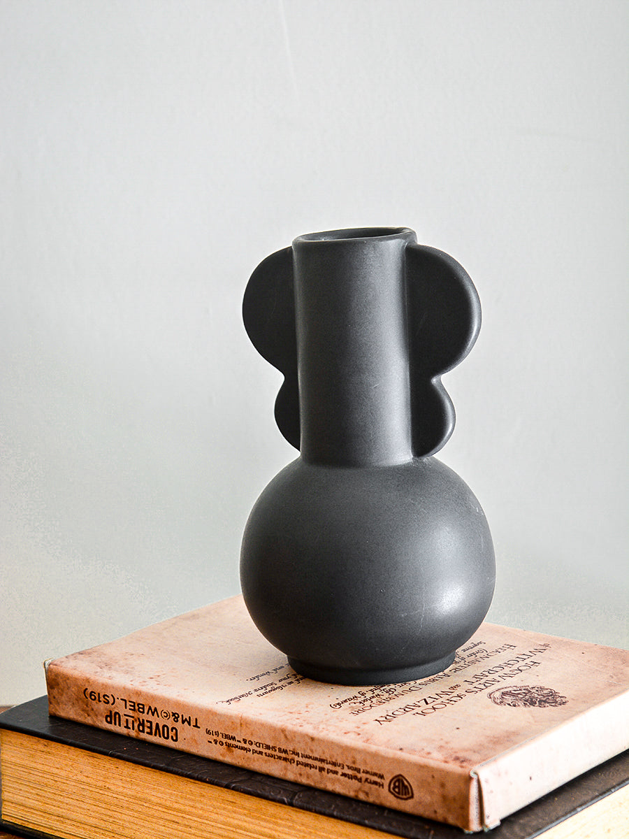 Oasis White & Black stoneware vase (Set of 2)