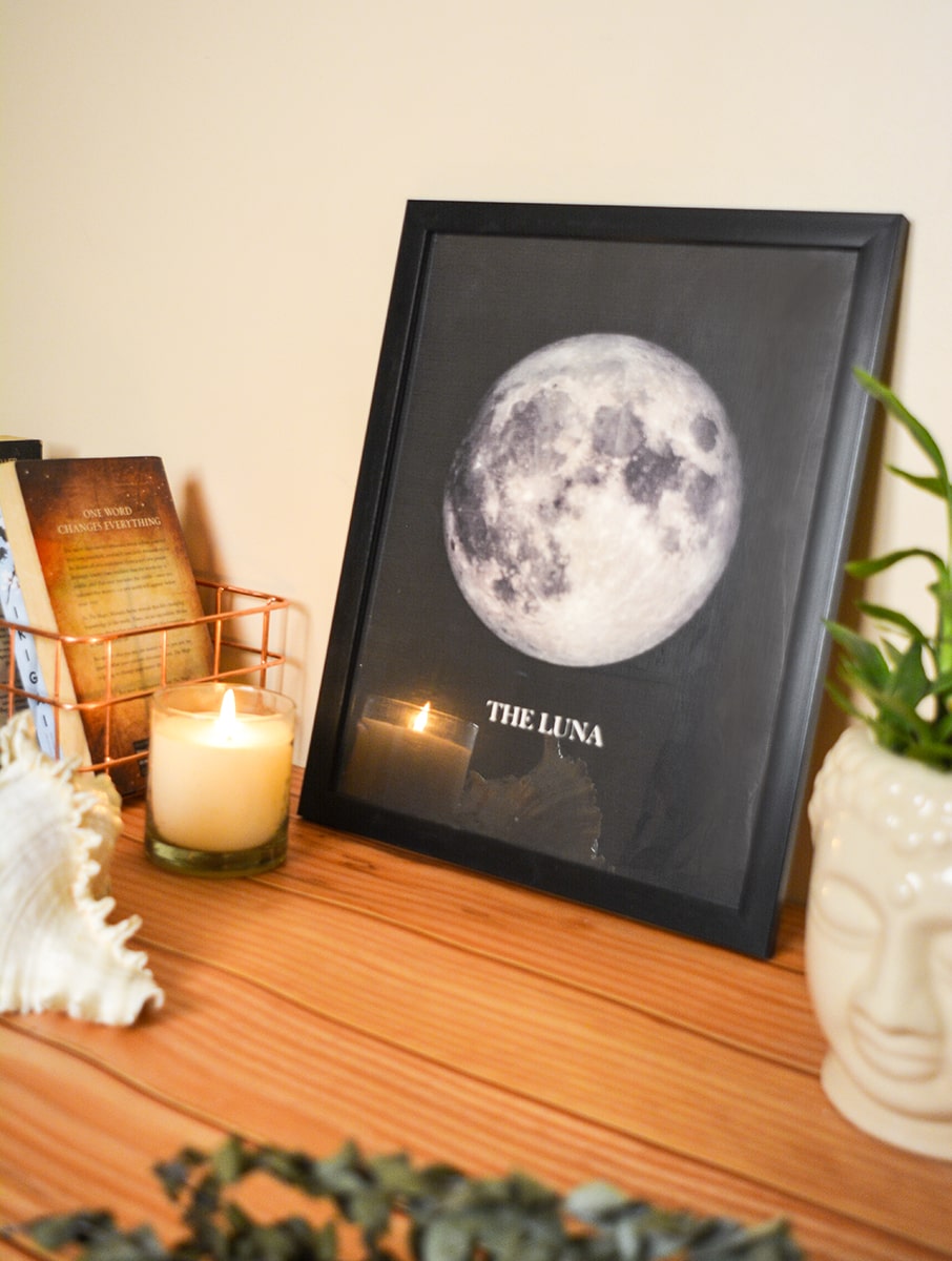 The Luna Art Frame